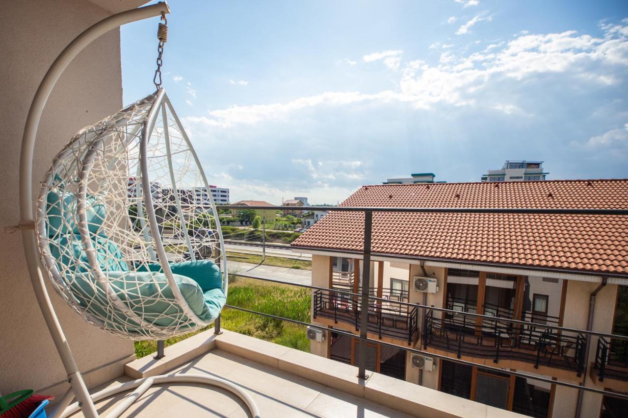 Holidays Vibes Apart Mamaia Nord Navodari Exterior photo