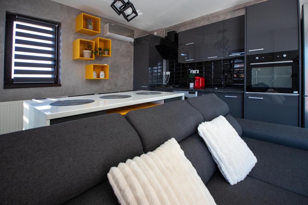 Holidays Vibes Apart Mamaia Nord Navodari Exterior photo